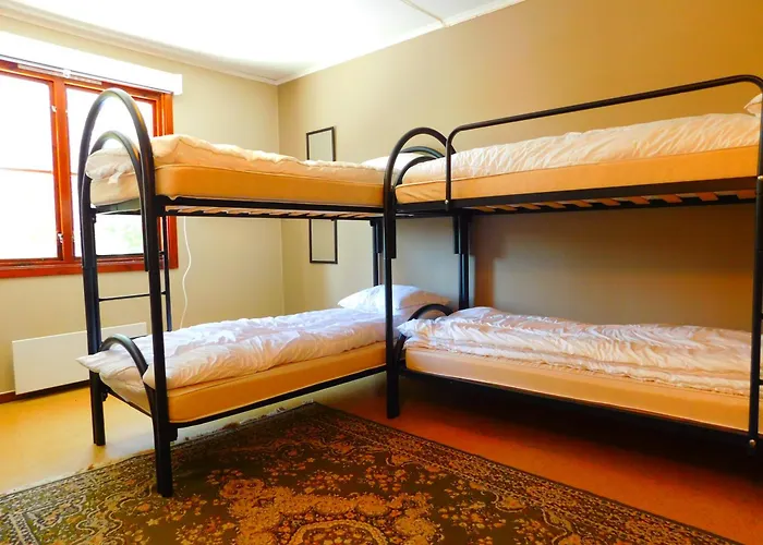 Skogsro Forest Hostel *